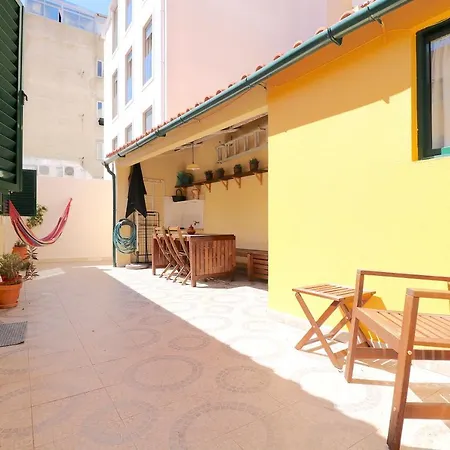 Sunny Patio For 4