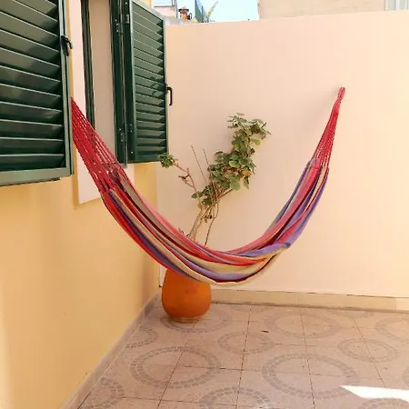 Appartamento Sunny Patio For 4